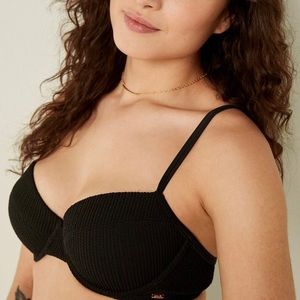 Victorias Secret Crinkle Push Up Bikini Top Size L(DD)